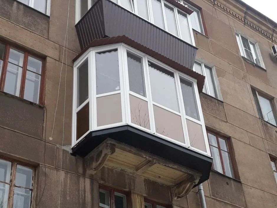 Подшивка балкона снаружи