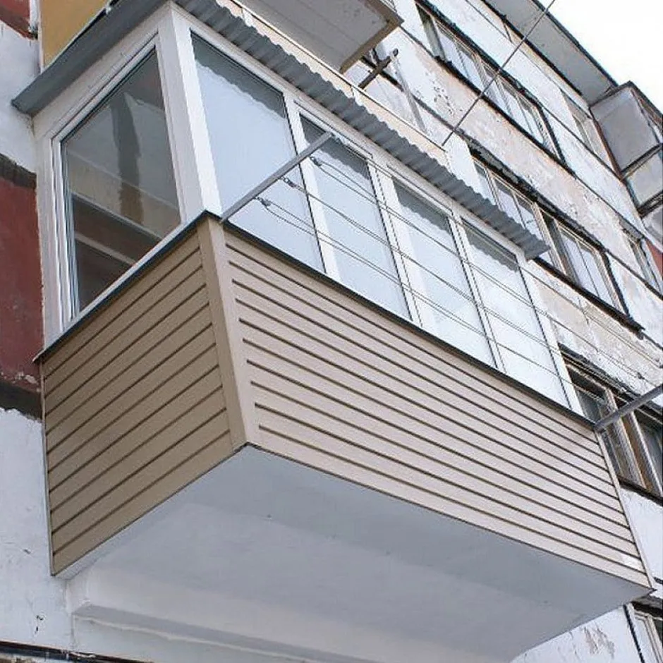 Необычное остекление балкона
