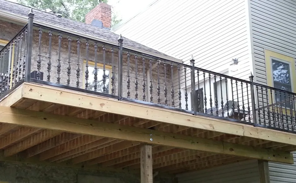 Балясины металлические для балкона