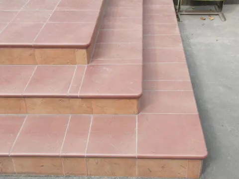 Уложенная на бетон клинкерная плитка неубиваема