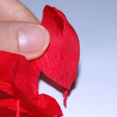 Цветы из гофрированной бумаги своими руками: простые мастер-классы