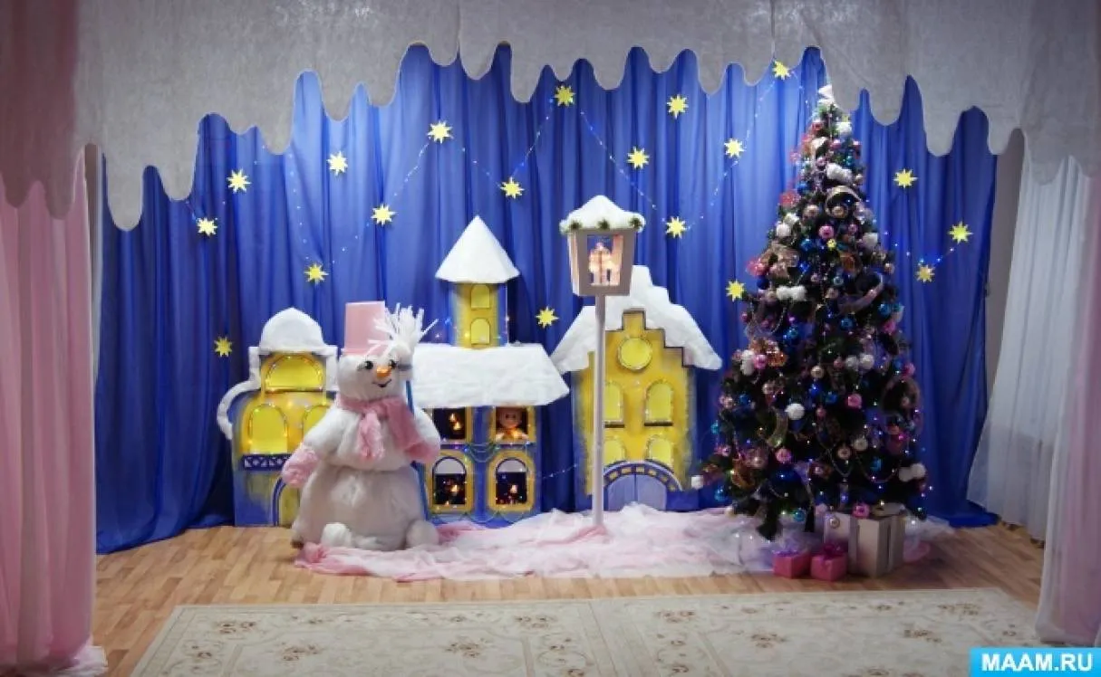 Мастер-класс по изготовлению декораций для новогодних утренников «Сказочный дворик со Снеговиком»